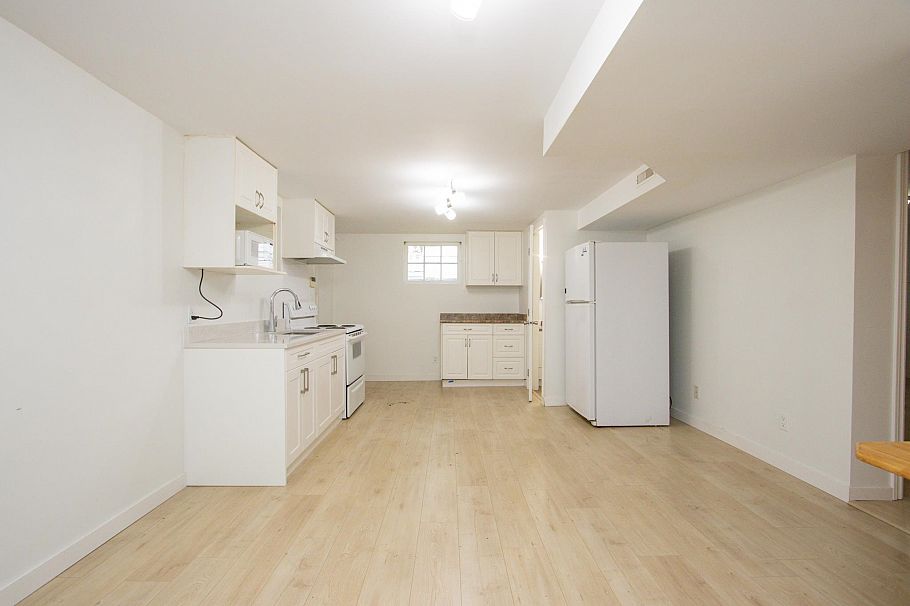 1785 COTTON DRIVE, Vancouver BC V5N 3V1 Vancouver, BC - 3