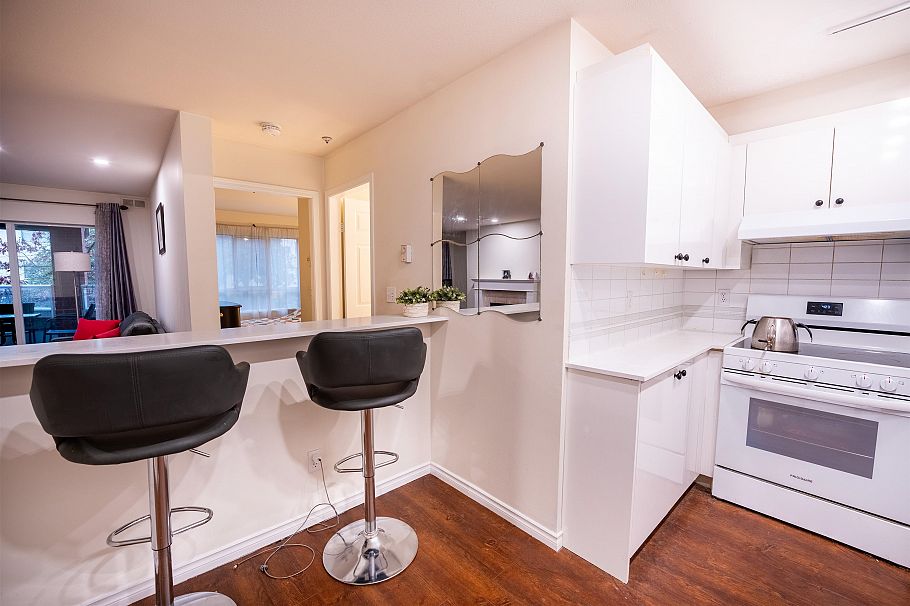 207 128 W 8th Street North Vancouver, BC - 9