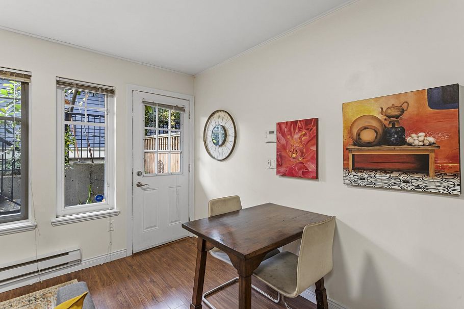 1743 Frances Street Vancouver, BC - 30