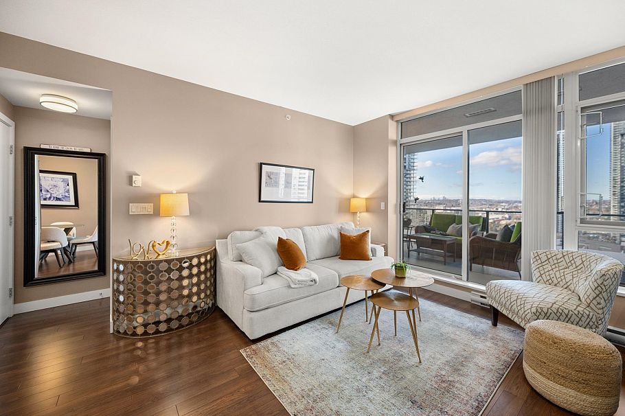 2006 2077 Rosser Avenue Burnaby, BC - 8