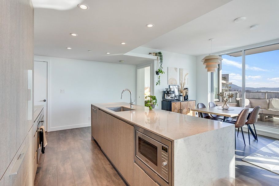 2306 1500 Fern Street North Vancouver, BC - 10