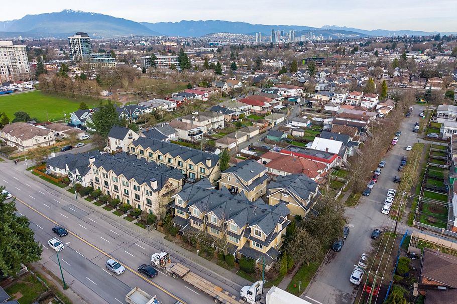 1407 E 28th Avenue Vancouver, BC - 35