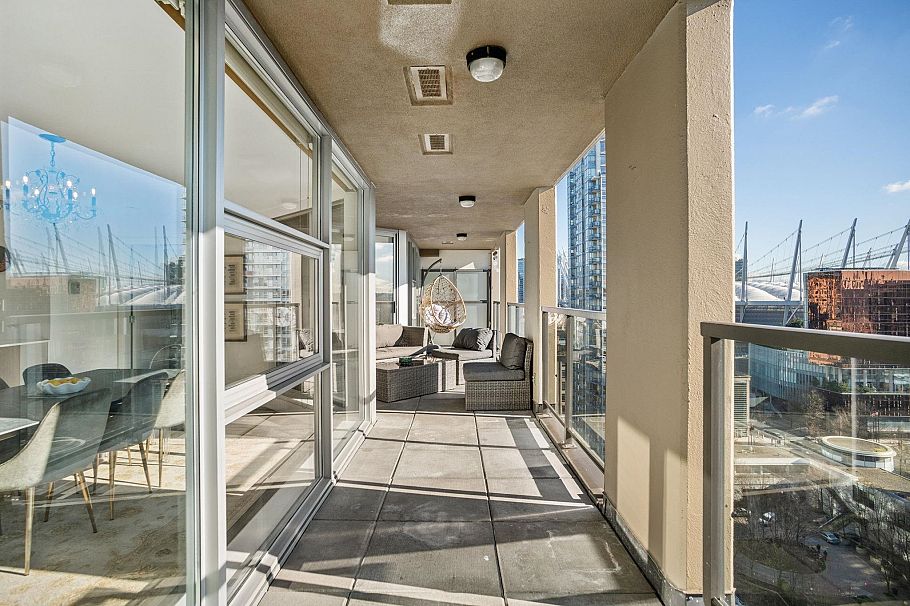 1903 989 Beatty Street Vancouver, BC - 32