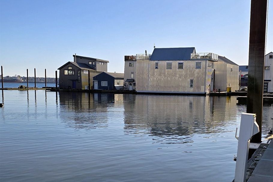 JNW33 415 W Esplanade North Vancouver, BC - 5