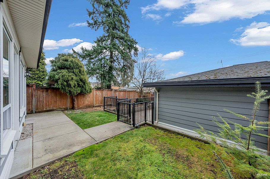 4364 Greta Street Burnaby, BC - 34