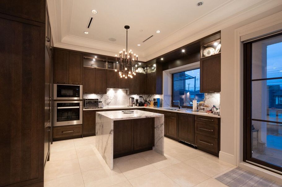 3739 W 24th Avenue Vancouver, BC - 19