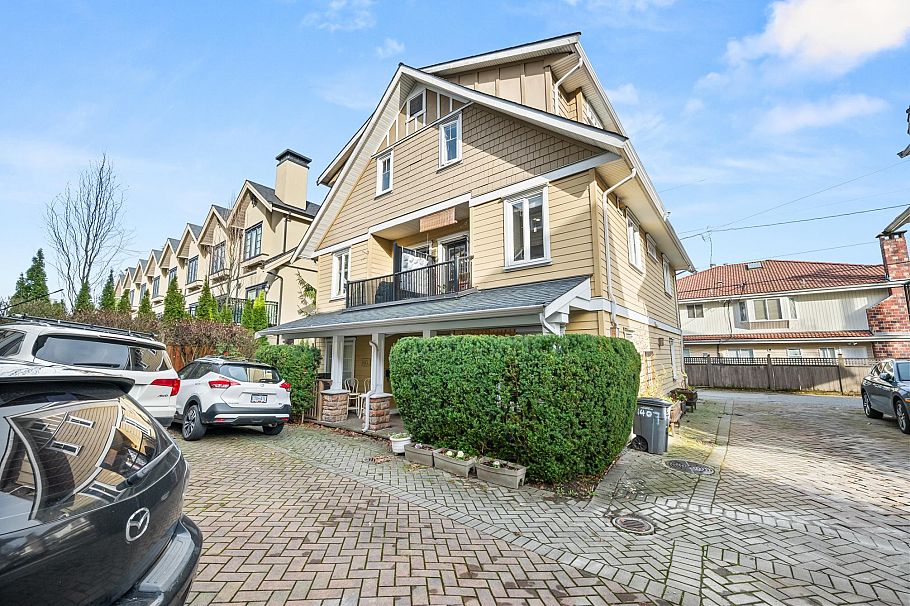 1407 E 28th Avenue Vancouver, BC - 28