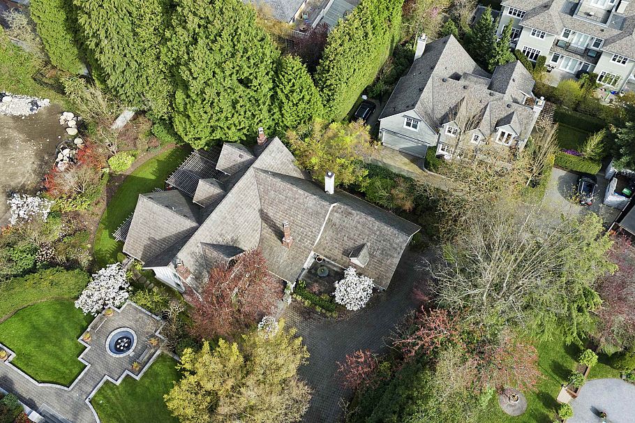 1323 The Crescent Vancouver, BC - 23