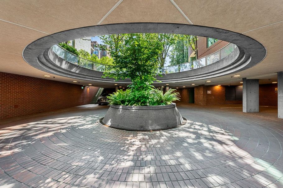 1001 1888 Alberni Street Vancouver, BC - 32