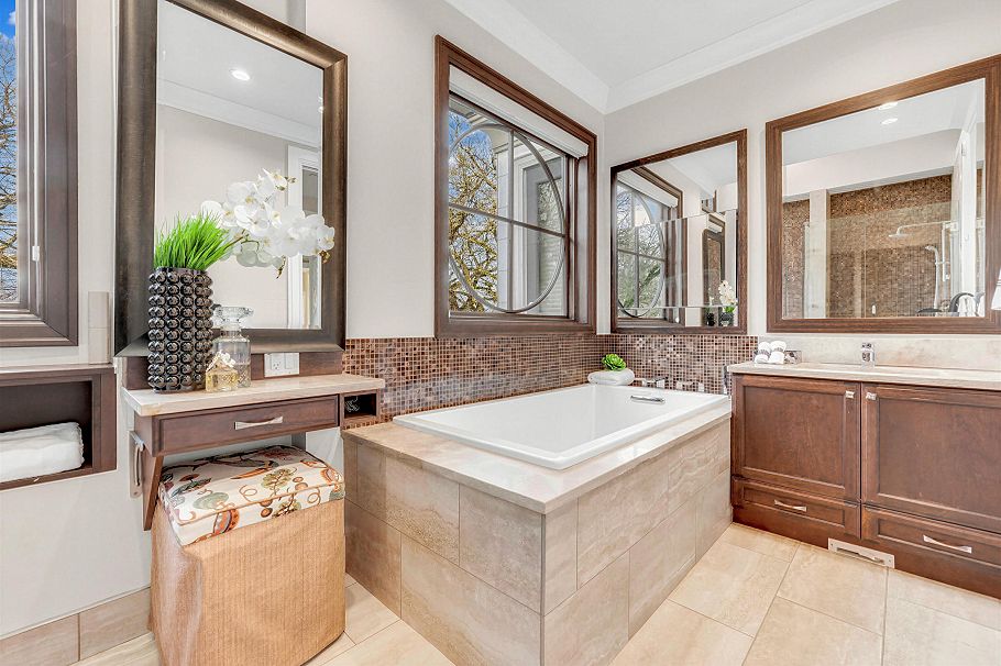 4320 W 8th Avenue Vancouver, BC - 12