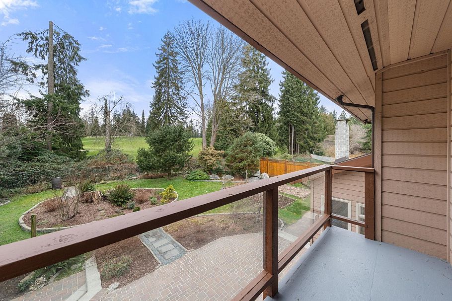 667 Fairway Drive North Vancouver, BC - 12