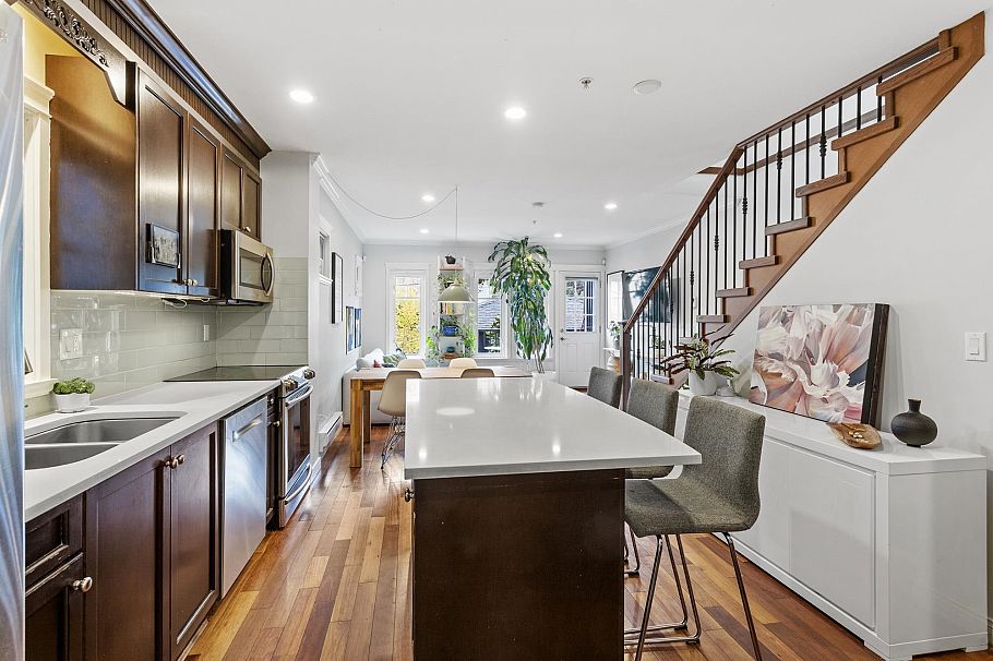 1743 Frances Street Vancouver, BC - 10