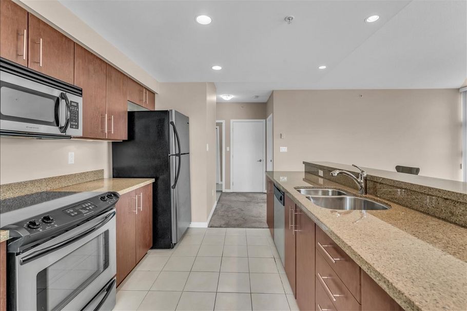 1202 189 National Avenue Vancouver, BC - 13