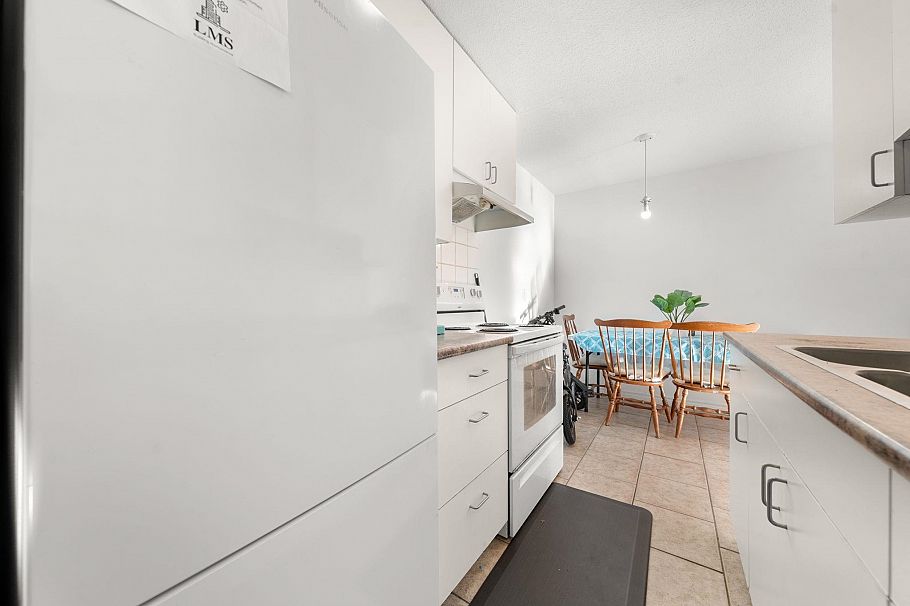 3 135 W 21st Street North Vancouver, BC - 14