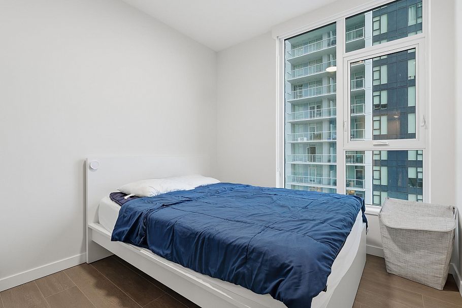 2002 2108 Gilmore Avenue Burnaby, BC - 11