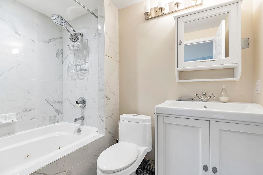 1306 1383 Howe Street Vancouver, BC - 20