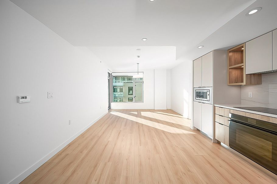 619 755 Harbourside Drive Vancouver, BC - 5