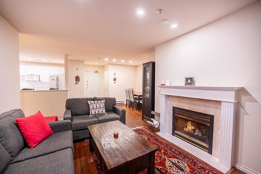 207 128 W 8th Street North Vancouver, BC - 21