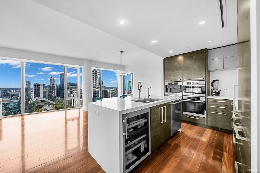 2405 667 Howe Street Vancouver, BC - 7