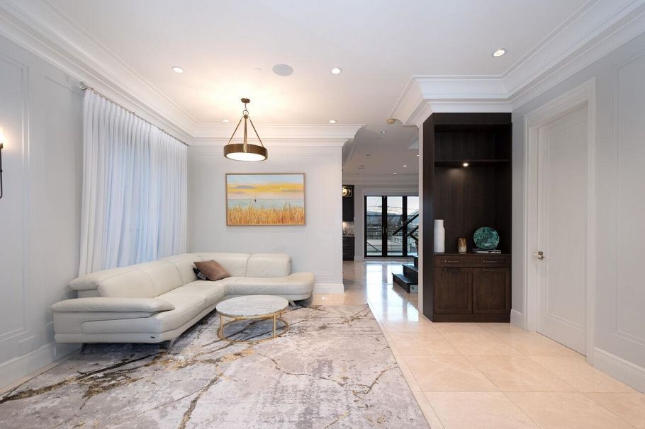 3739 W 24th Avenue Vancouver, BC - 8