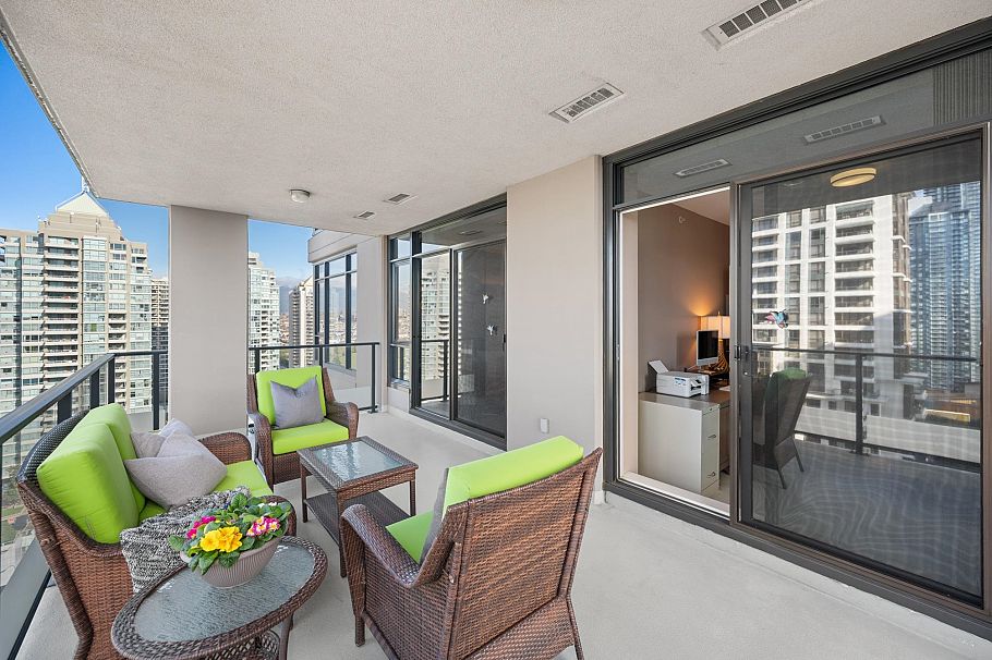 2006 2077 Rosser Avenue Burnaby, BC - 25