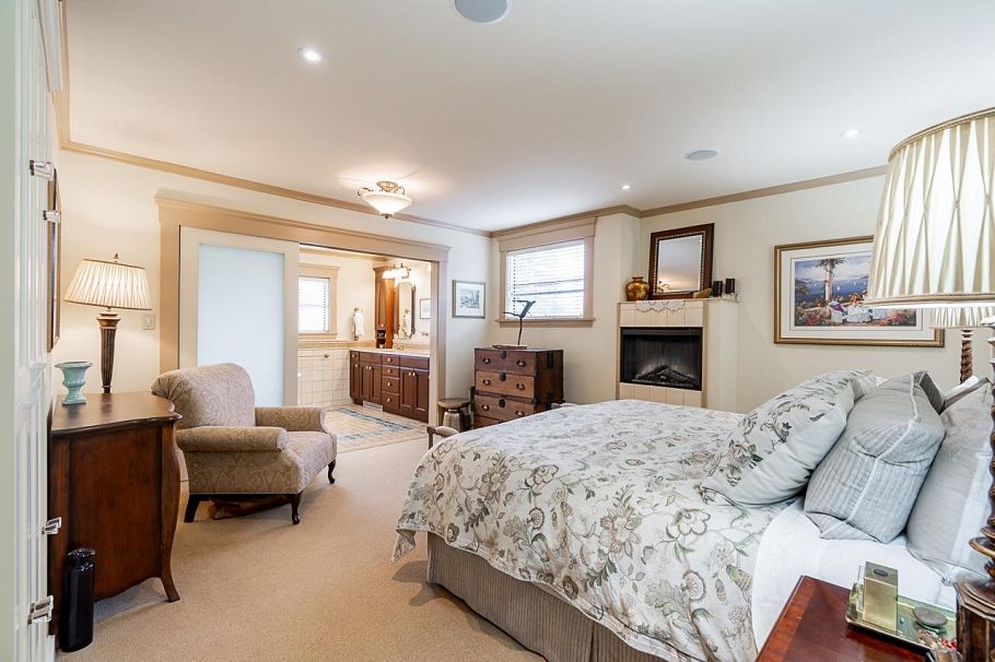 1986 W 36th Avenue Vancouver, BC - 13