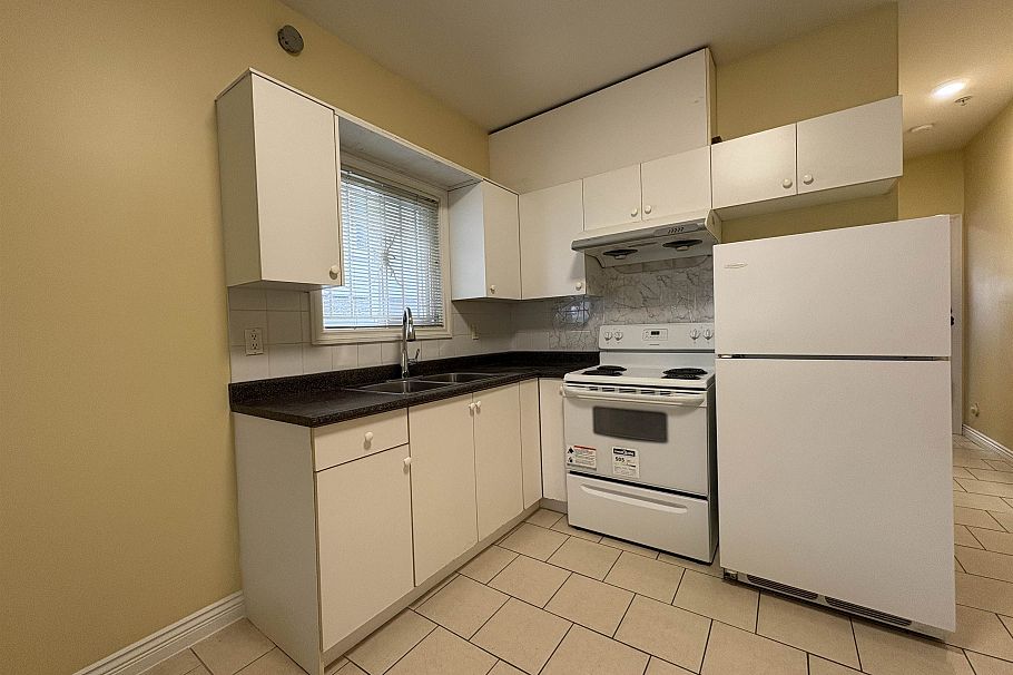 3403 E 26TH AVENUE, Vancouver BC V5R 1M2 Vancouver, BC - 4