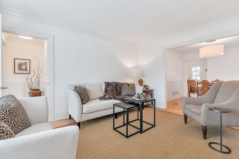 3955 Dunbar Street Vancouver, BC - 4