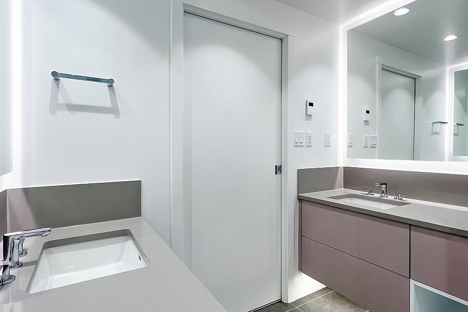 807 1675 Lions Gate Lane North Vancouver, BC - 18