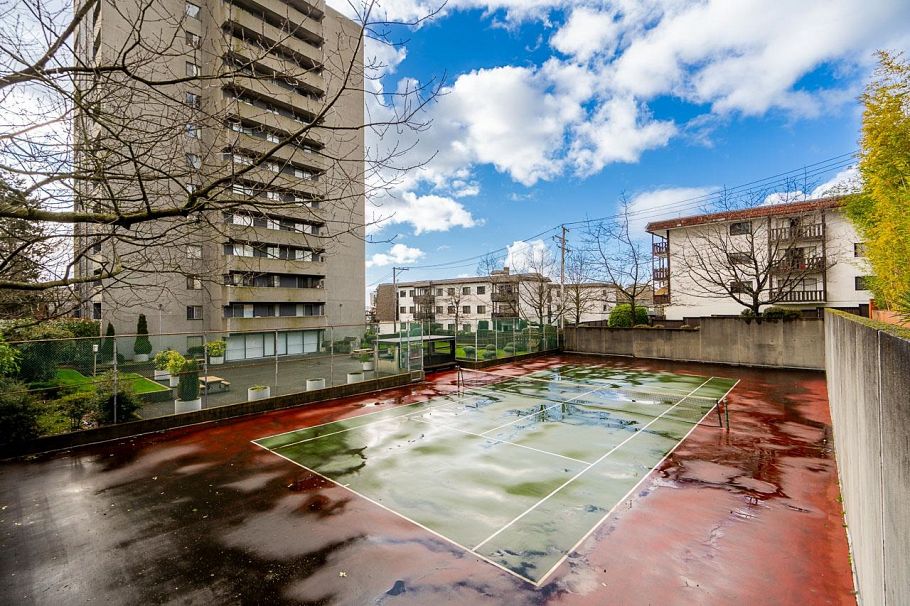 1202 110 W 4th Street North Vancouver, BC - 18