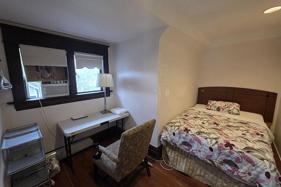 345 W 13th Avenue Vancouver, BC - 25