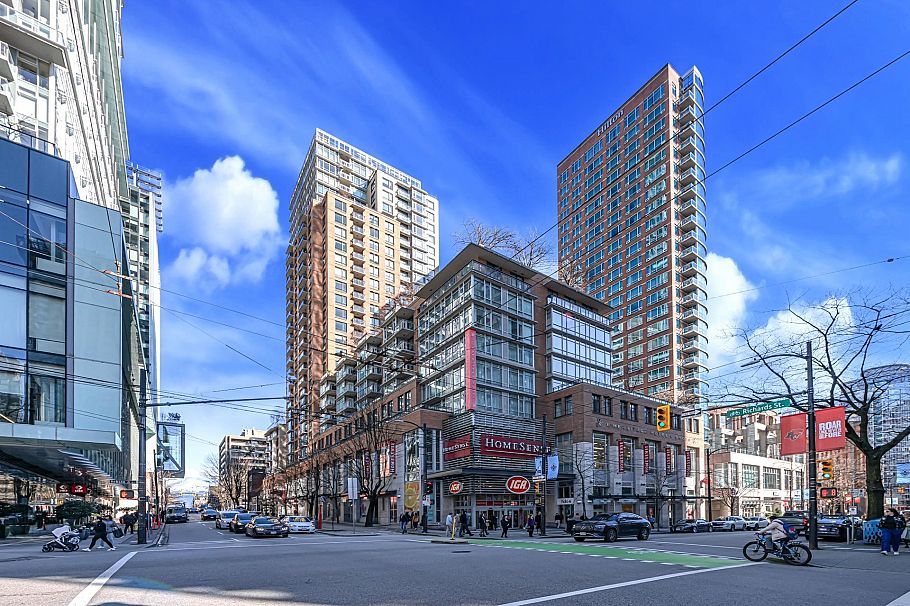 2005 788 Richards Street Vancouver, BC - 2