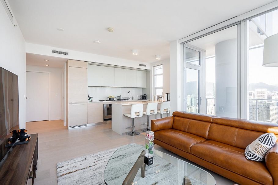 4605 1289 Hornby Street Vancouver, BC - 9