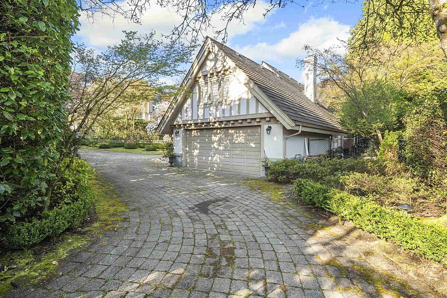 1323 The Crescent Vancouver, BC - 18