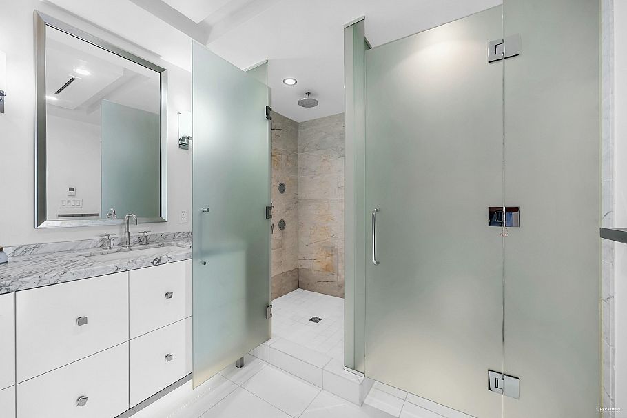 2405 667 Howe Street Vancouver, BC - 21