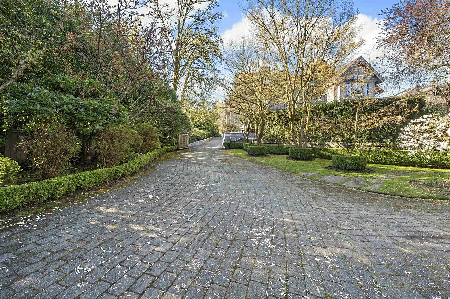 1323 The Crescent Vancouver, BC - 19