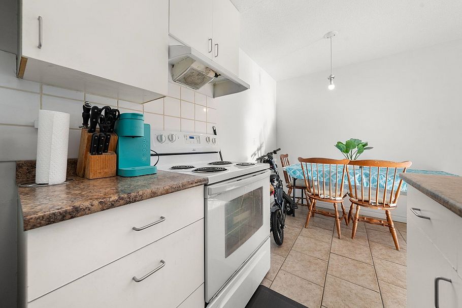 3 135 W 21st Street North Vancouver, BC - 15