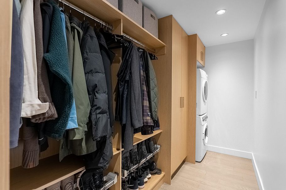 402 738 Broughton Street Vancouver, BC - 27