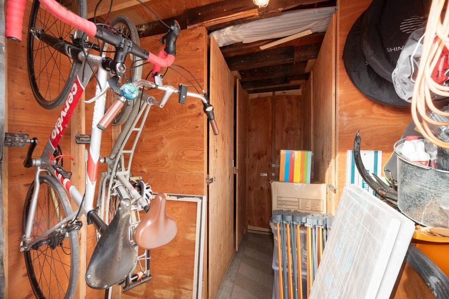 2912-14 W 3rd Avenue Vancouver, BC - 37