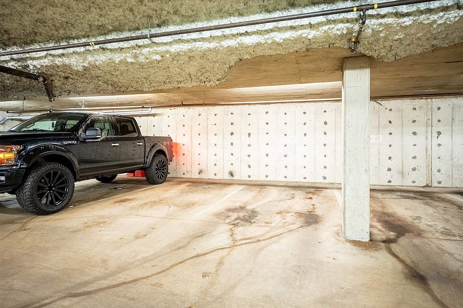 207 128 W 8th Street North Vancouver, BC - 27