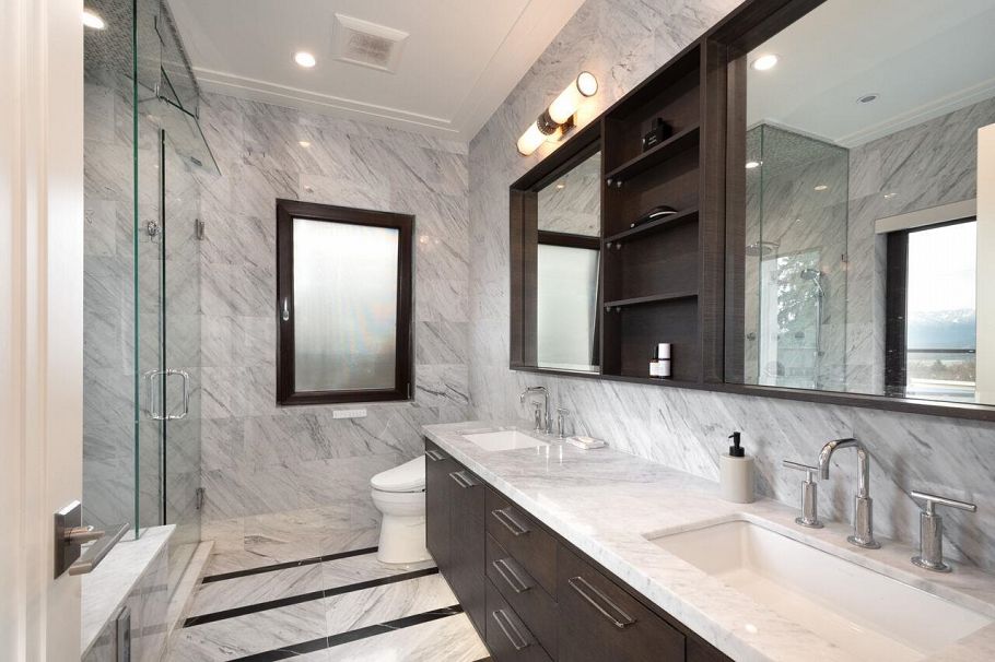 3739 W 24th Avenue Vancouver, BC - 29