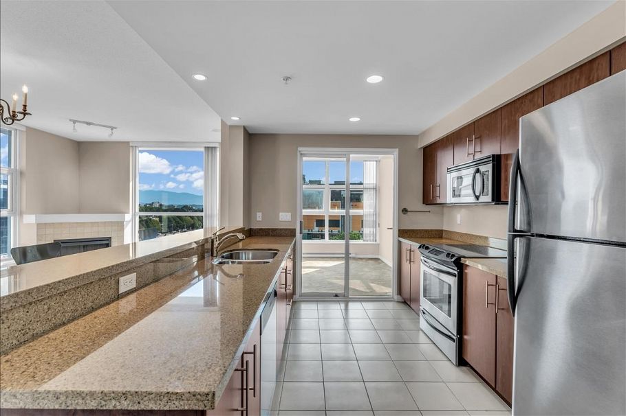 1202 189 National Avenue Vancouver, BC - 9