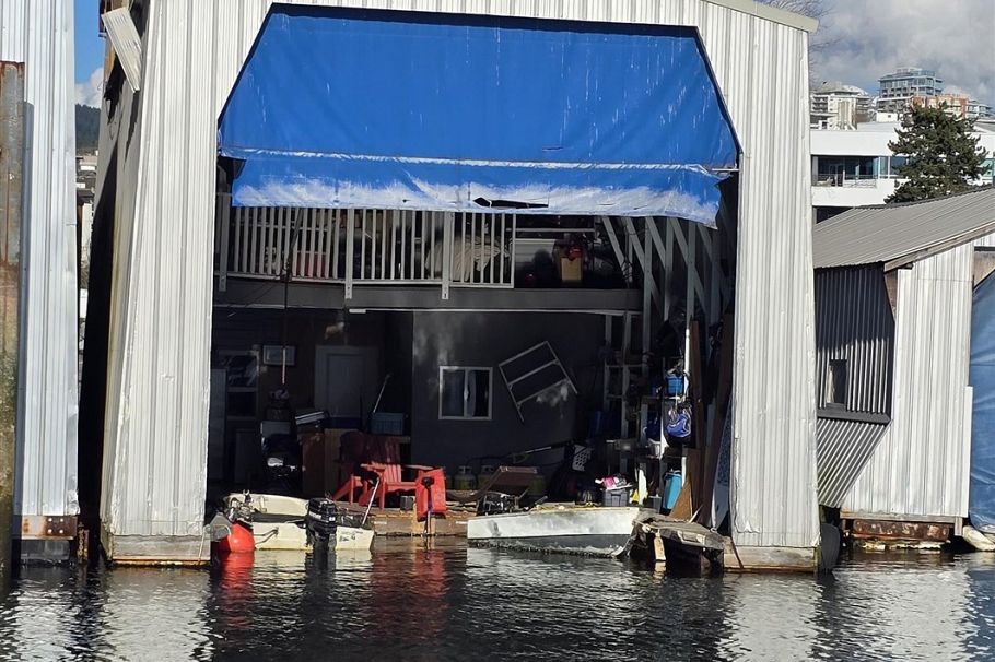 JNW33 415 W Esplanade North Vancouver, BC - 18