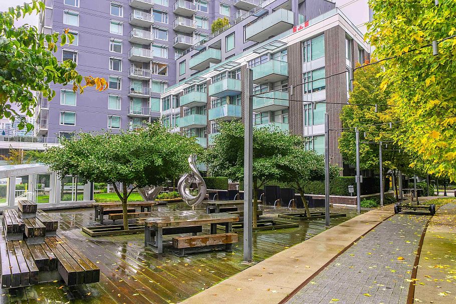404 1688 Pullman Porter Street Vancouver, BC - 29