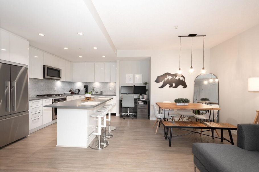 214 2651 Library Lane North Vancouver, BC - 16