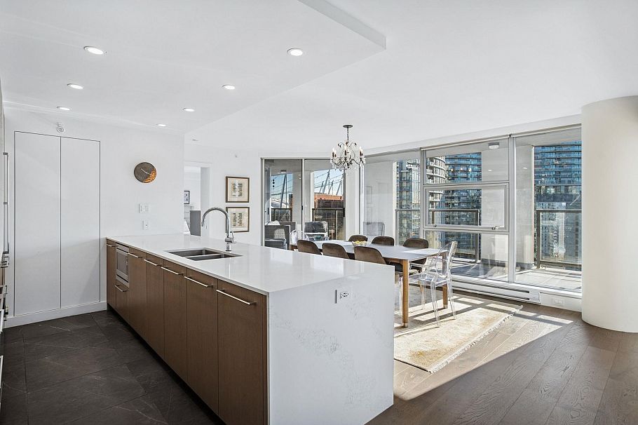 1903 989 Beatty Street Vancouver, BC - 20