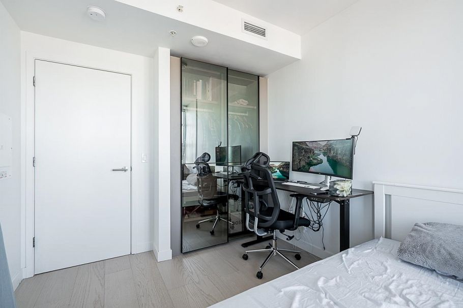 4605 1289 Hornby Street Vancouver, BC - 25