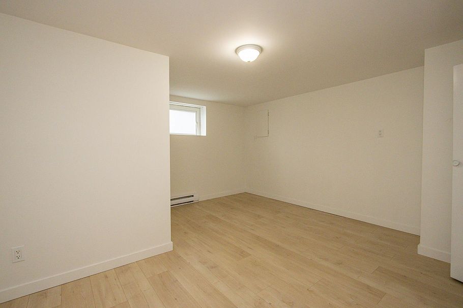 1785 COTTON DRIVE, Vancouver BC V5N 3V1 Vancouver, BC - 9