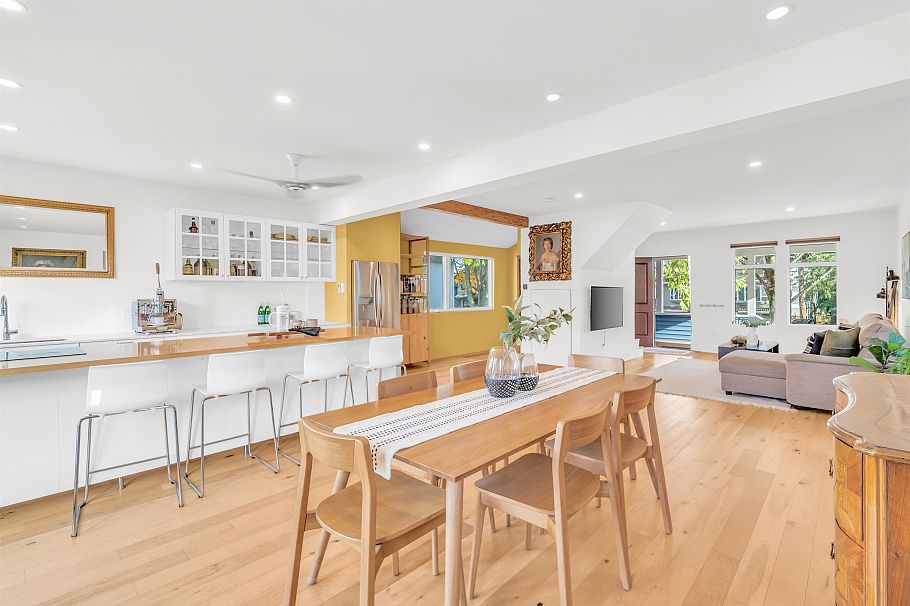 4379 Welwyn Street Vancouver, BC - 1