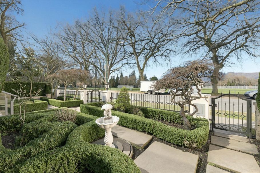 4320 W 8th Avenue Vancouver, BC - 34